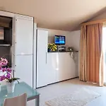 Sottovento شقة فندقية 3*