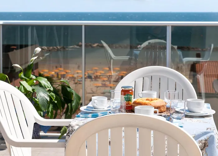 Sottovento Lägenhetshotell Rimini